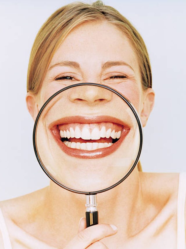 ৯০ বছরেও দাঁত থাকবে মজবুত, ব্রাশের সময় এই ৩ জিনিস লাগান