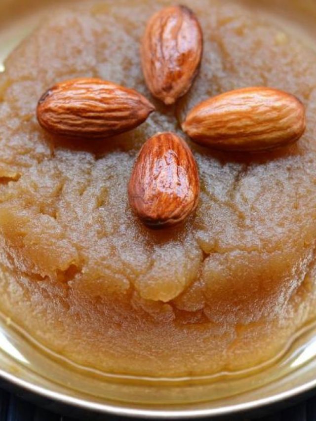 গুরুদ্বারের কড়া প্রসাদ খেয়েছেন? সুস্বাদু সেই আটার হালুয়া বানান বাড়িতেই