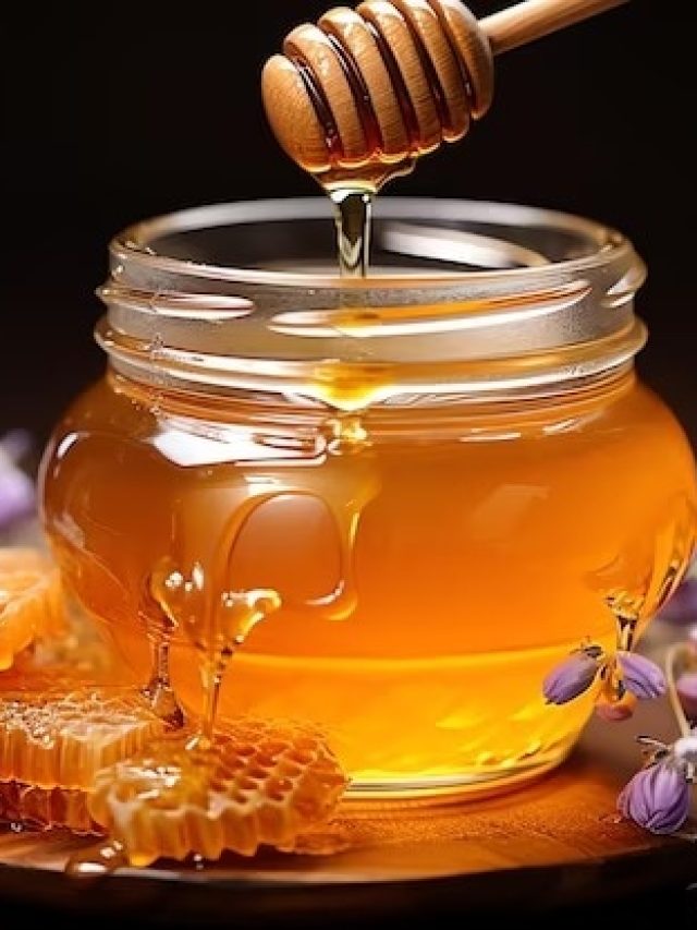 শীতকালে ত্বকে মধু মাখুন, দামি ময়েশ্চরাইজার ফেল