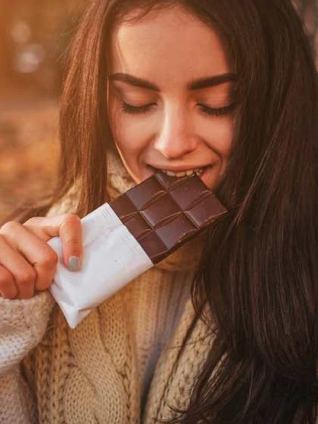 মুড খারাপ? ক'য়েক কামড়েই হয়ে যান বিন্দাস