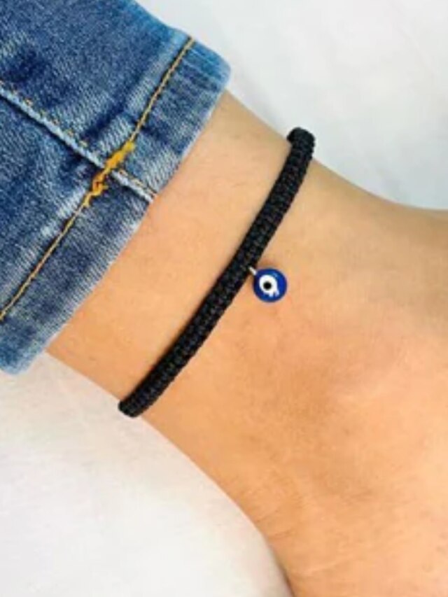 কালো কার পরলে দূর হয় বাধা, আসে সাফল্য, কোন দিন-কীভাবে পরবেন?