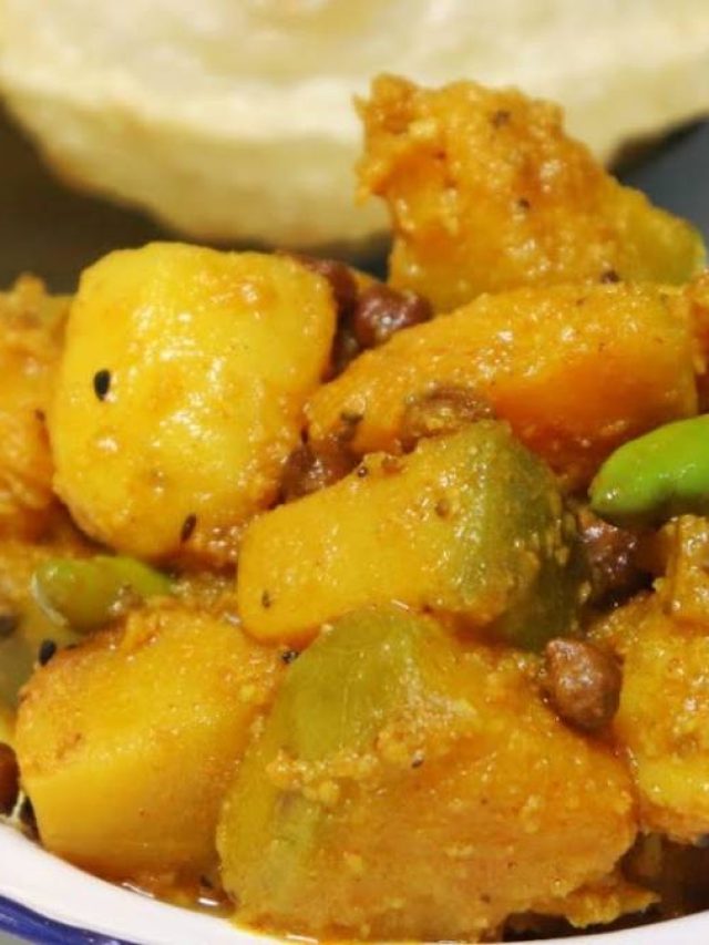 আমিষ খাবারও ফেল, এভাবে আলু-কুমড়ো বানালে উঠবে ডজন খানেক লুচি