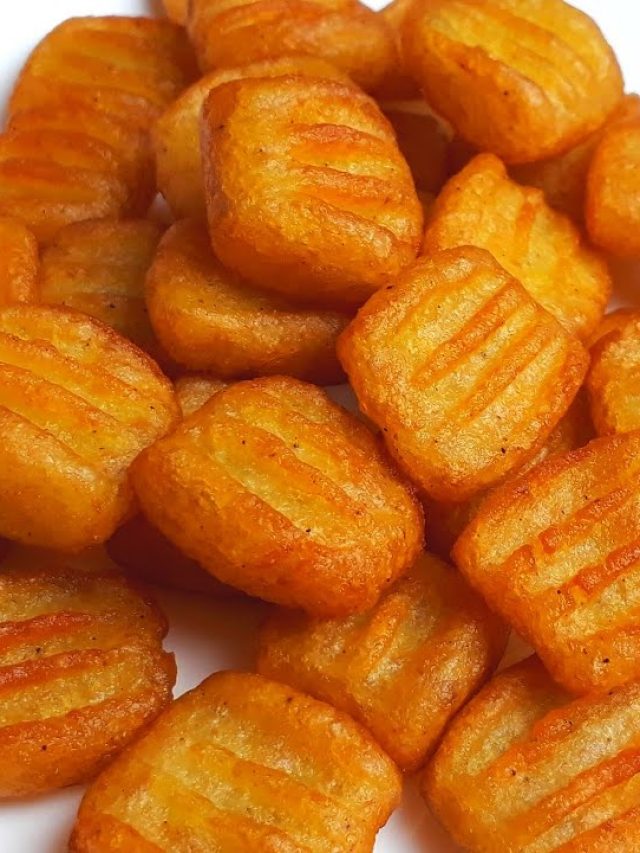 বাচ্চাদের জন্য টিফিনে বানান মুচমুচে আলুর বালিশ, রইল দুর্দান্ত রেসিপি