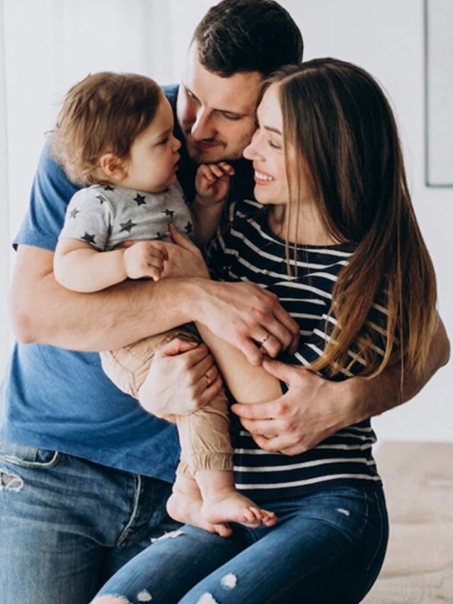 বাচ্চা আর ছোট নেই, সব বোঝে, মা-বাবারা বুঝুন এই ৮ ইঙ্গিতে