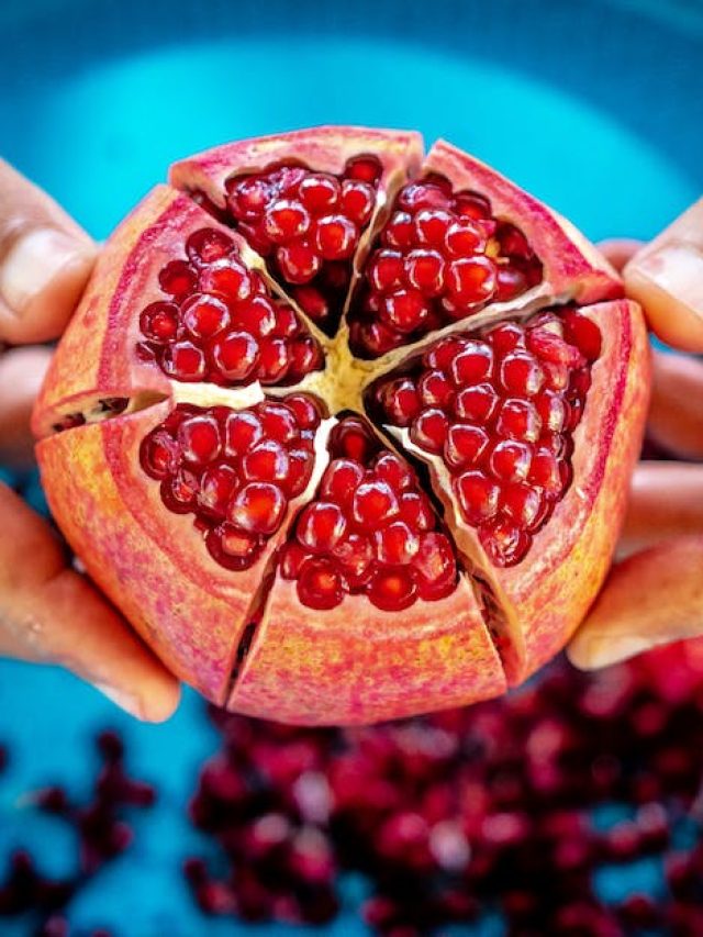 জেনে রাখুন বেদানা খাওয়ার এই উপায়, কমবে ক্যান্সারের ঝুঁকি