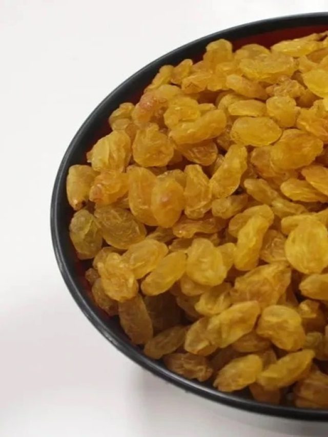 রাতভর জলে ভেজানো কিশমিশ খান খালি পেটে সকালবেলা, ব্যস খেলা শুরু