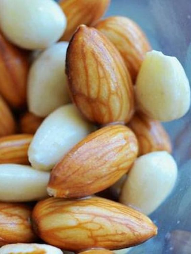 হাত লাগাতে হবে না, আমন্ডের খোসা ছাড়বে আপনে আপ; রইল পদ্ধতি