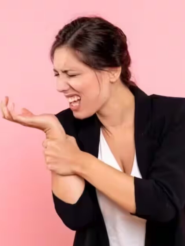 এই ৫ খাবার কম বয়সেই রকেটের মতো বাড়ায় ইউরিক অ্যাসিড