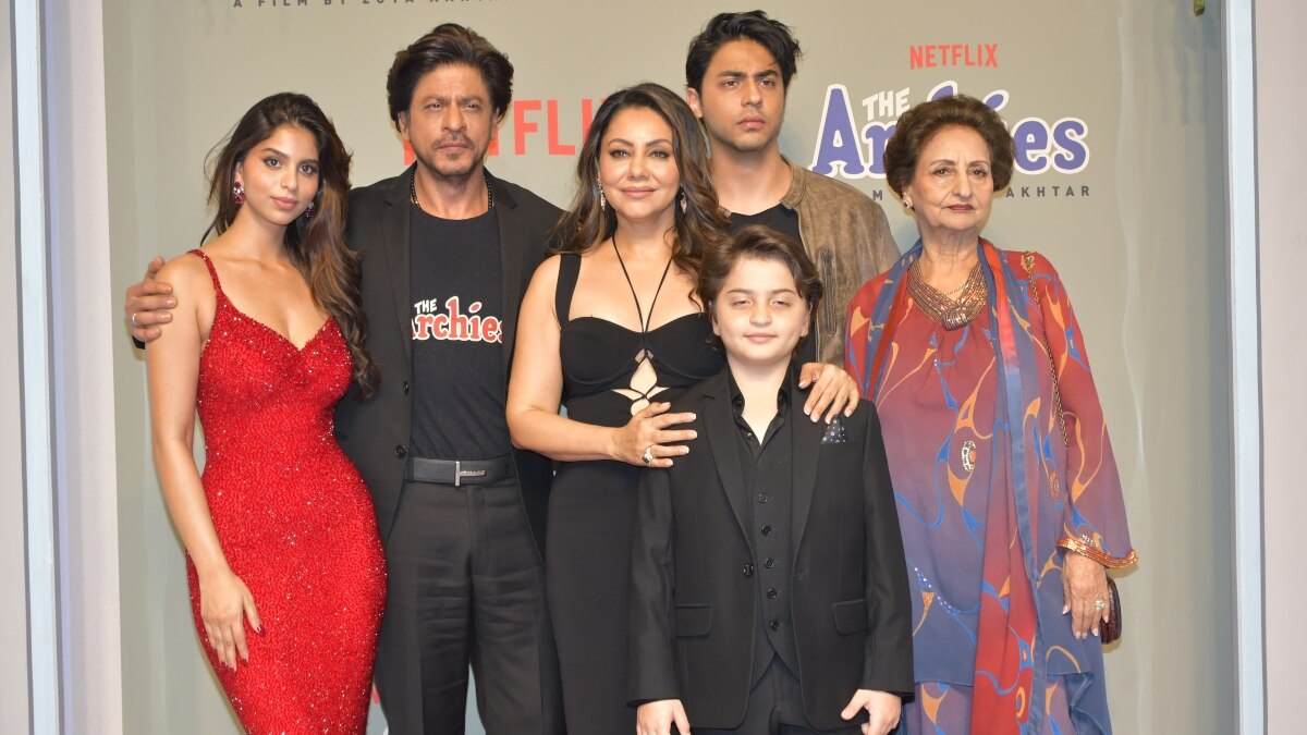 11 साल पहले शाहरुख ने देखा था जो सपना, Archies प्री‍म‍ियर पर बेटी सुहाना ने किया पूरा
