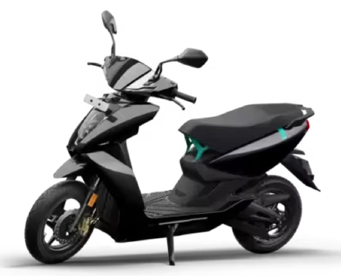 Chetak Premium Bajaj Electric Scooter Near Me Bajaj Chetak Price