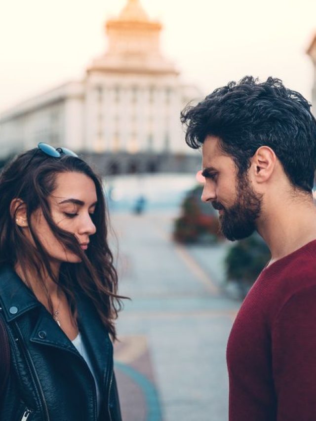 ব্রেকআপের পরও ভুলতে পারছেন না সঙ্গীকে? মানুন এই টিপস