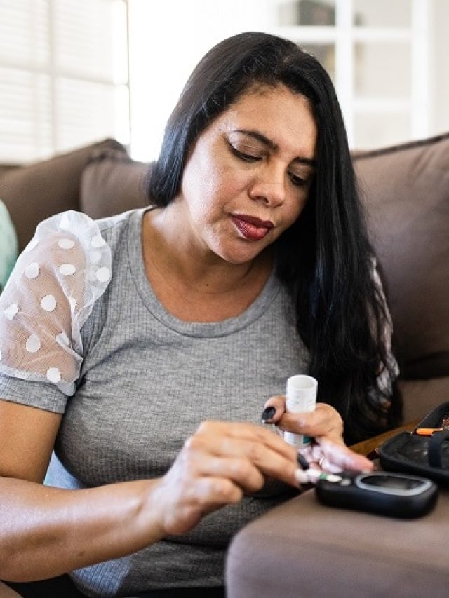 আচমকা সুগার নেমে যাচ্ছে? যা করবেন