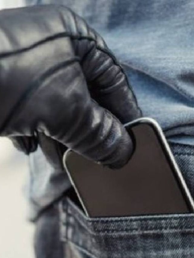 এই কৌশল  জানলেই ট্রেনে-বাসে আর ফোন চুরি যাবে না