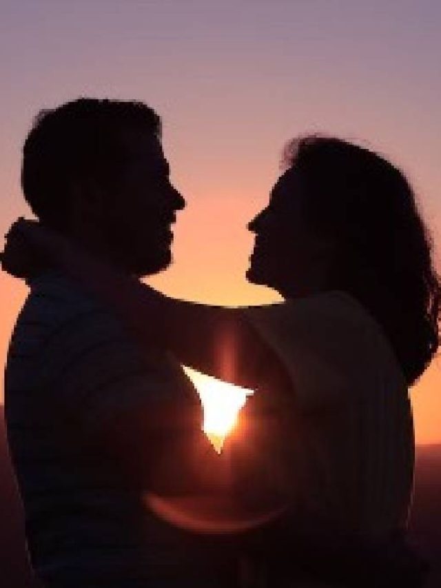 ভ্যালেন্টাইন্স ডে-তে এই পোশাক পরলেই প্রেমে পাগল হবেন সঙ্গী