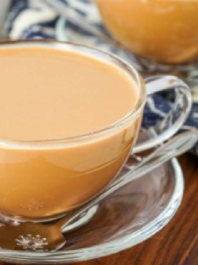 খালি পেটে দুধ চা খান রোজ? কী বিপদ করছেন জানেন