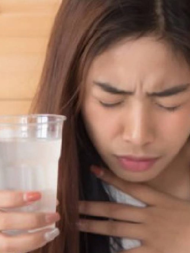 হেঁচকি শুরু হলে থামেই না? এই টোটকা কাজে দেবে