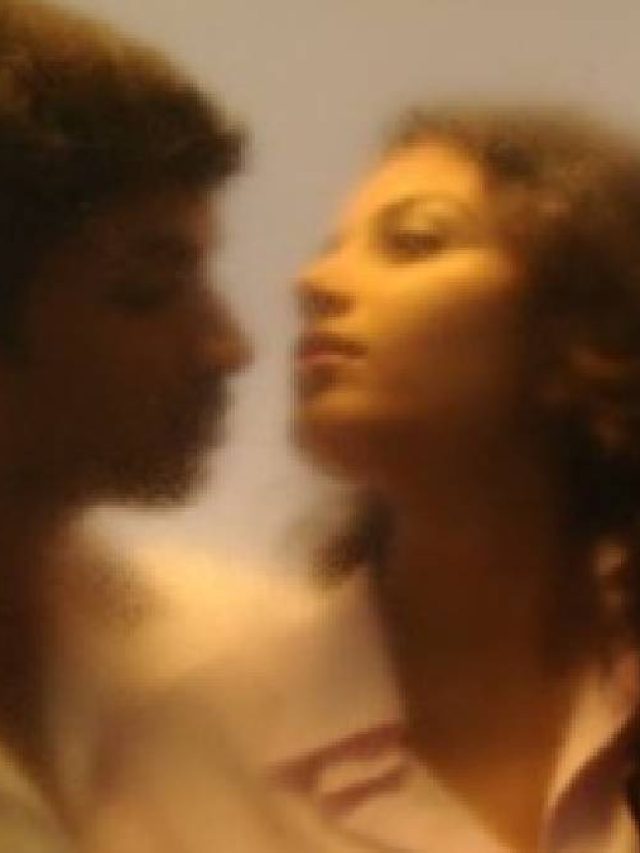 পরপুরুষের প্রেমে হাবুডুবু খাচ্ছেন স্ত্রী? বুঝুন এই লক্ষণ দেখে