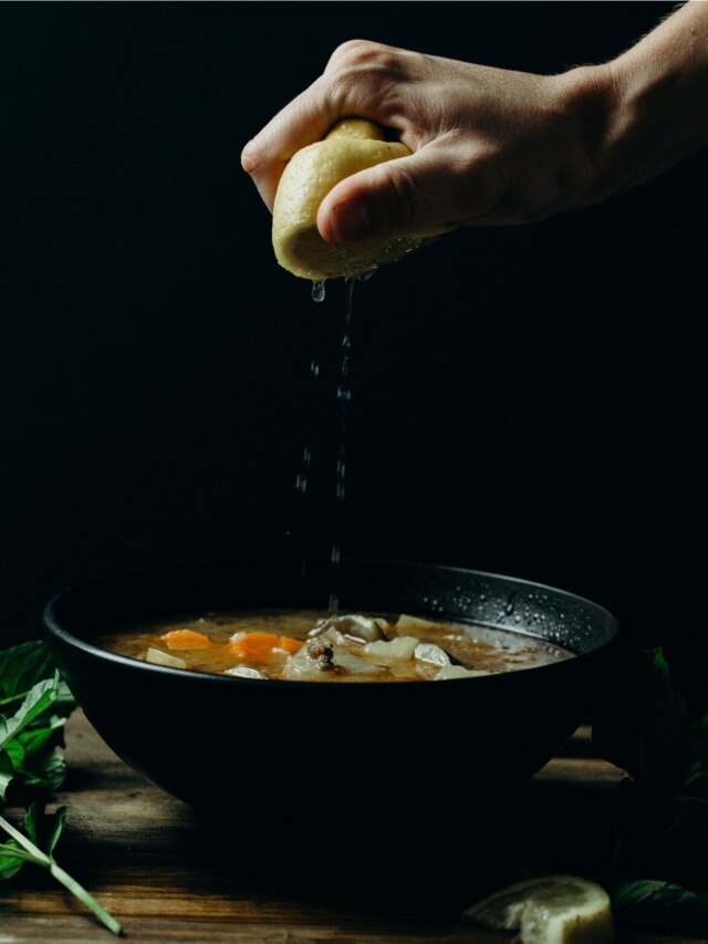 Popcorn, vegetable soup, dark chocolate with nuts: Healthy snacks that can keep you warm in winter