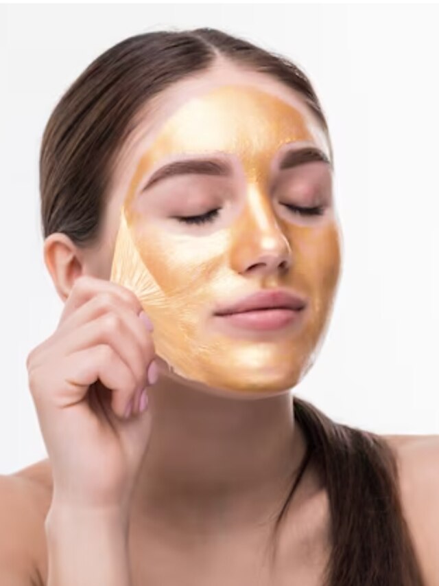 Want a perfect winter skin? Here is how you can create a Vitamin E face mask at home!   