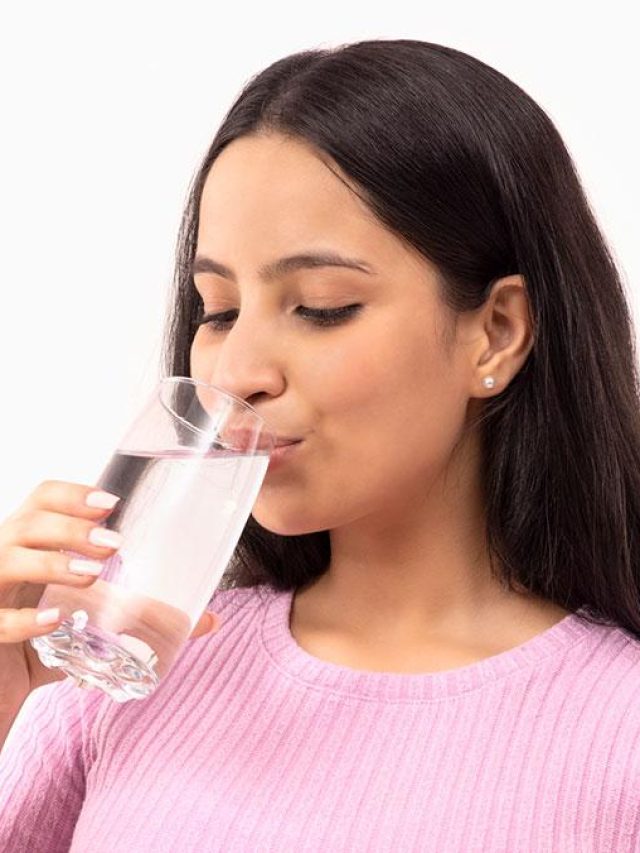 এর বেশি জল খেলেই বাড়বে হার্ট-কিডনি ফেলিওরের ঝুঁকি!