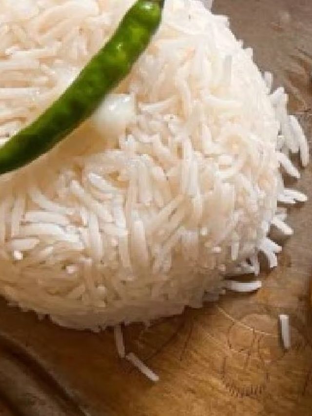 বেঁচে যাওয়া ভাত গরম করে খান? আসলে বিষ খাচ্ছেন