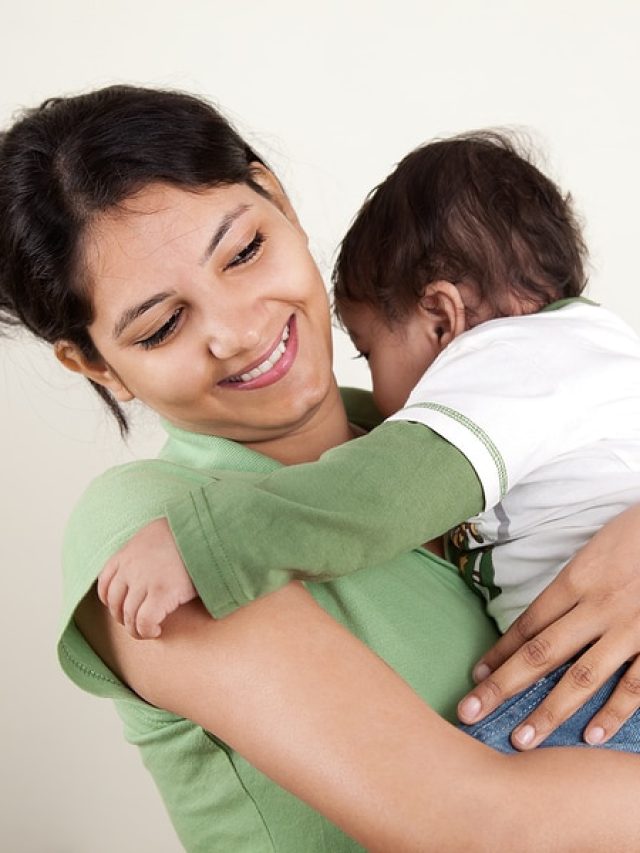 স্বামী-স্ত্রীয়ের সম্পর্কে ফাটল ধরবে না, এই বয়সে সন্তানকে দিন আলাদা ঘর