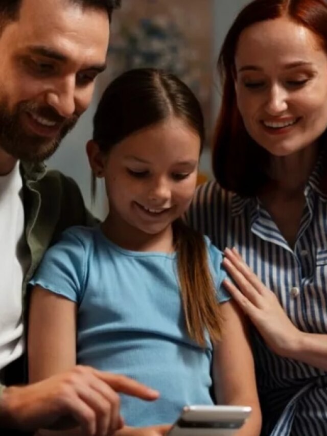 সন্তানকে যৌন শিক্ষা দেওয়ার এটাই ঠিক বয়স, বাবা-মায়েরা জানুন