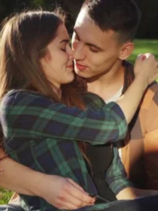 সঙ্গীর সঙ্গে ঘনিষ্ঠ-উষ্ণ প্রেমের জন্য সেরা কলকাতার ৮ জায়গা