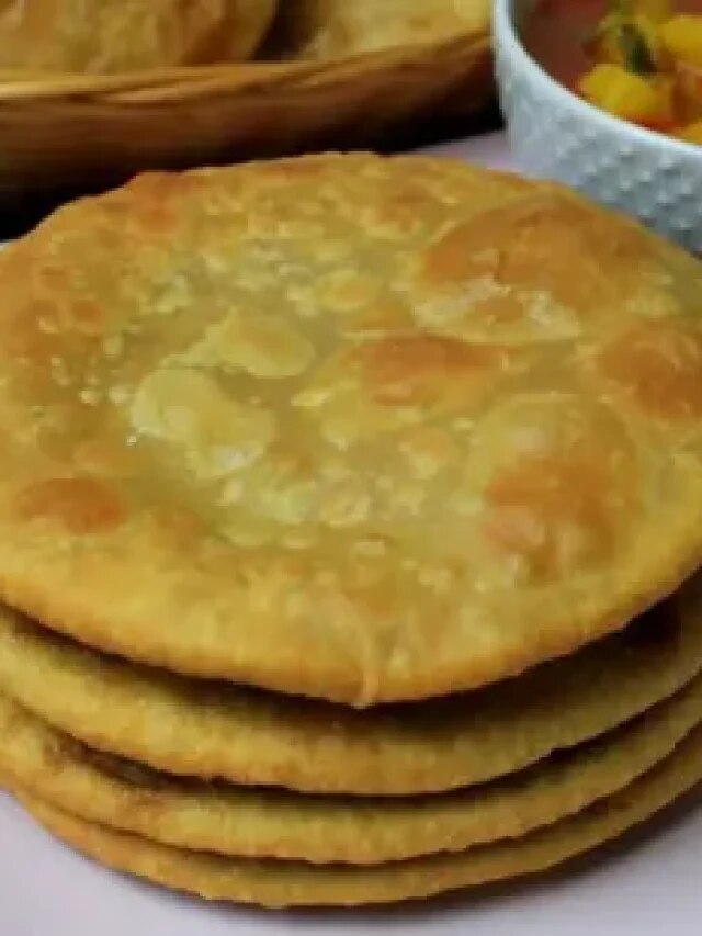 শীতের সকালে ব্রেকফাস্টে থাক গরম ডালপুরি, দোকানের স্বাদ পাবেন বাড়িতেই