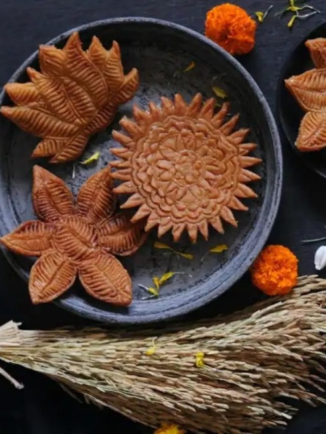 ময়মনসিংহের বিখ্যাত নকশি পিঠে, এবার হোক আপনার হেঁশেলে