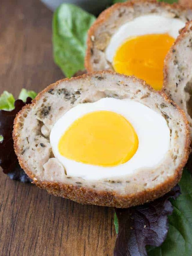 ডিম রোজ খাচ্ছেন খান, সঙ্গে এই খাবারগুলি খান নাকি? বিপদে পড়বেন তো