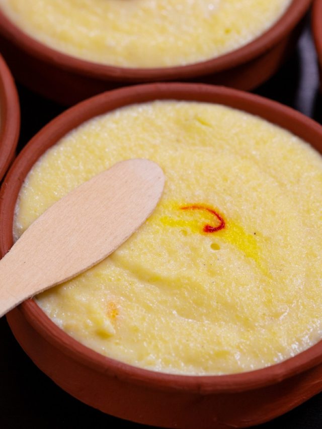 শীতের শেষবেলায় মজা নিয়ে নিন গুড়ের, বানিয়ে নিন নলেন গুড়ের ফিরনি