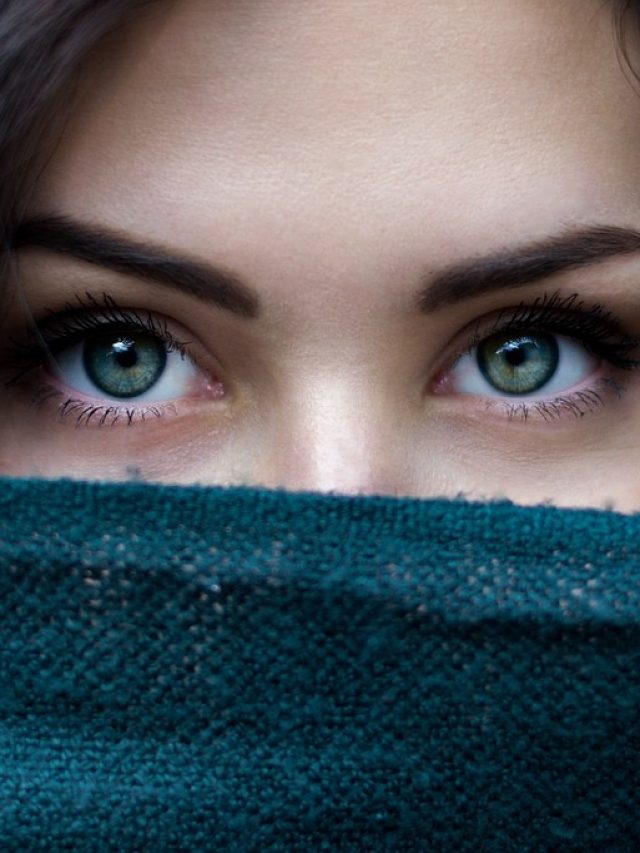 মোটা ভ্রুর মানুষদের স্বভাব কেমন? যা বলছে সমুদ্র শাস্ত্র