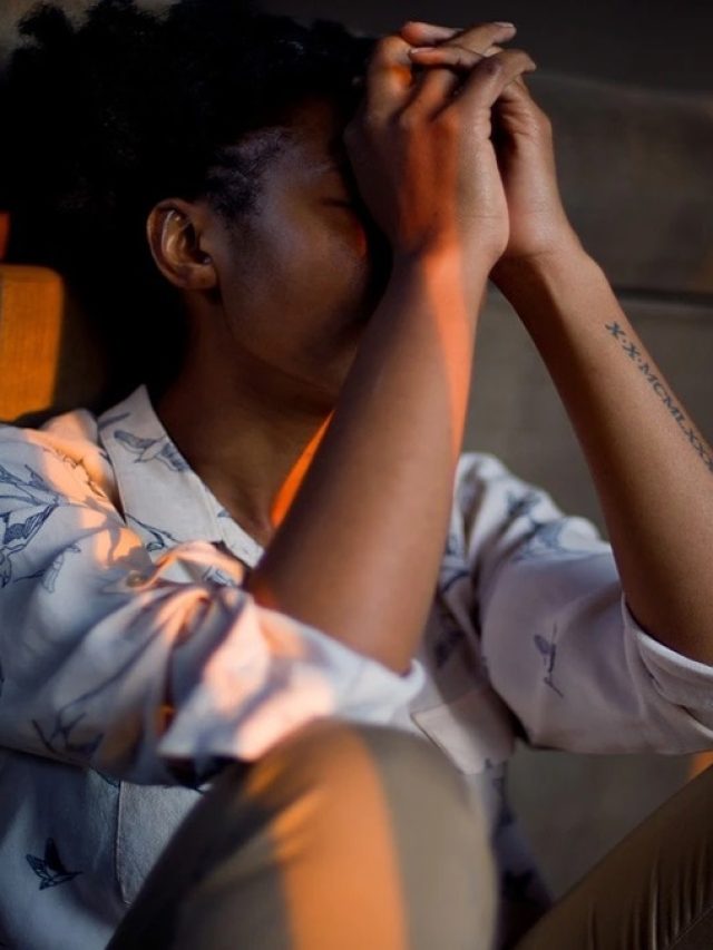 গলা সমান ধার-দেনা দূর হবে এভাবে, টোটকা