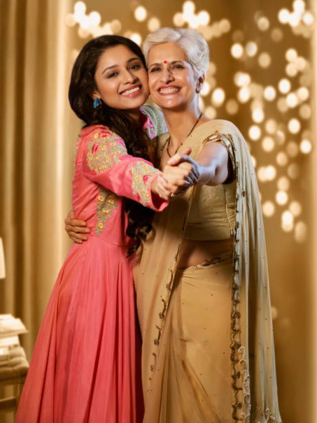 শাশুড়ির থেকে মায়ের মতোই ভালবাসা চান? তবে এই কাজ করা শুরু করুন