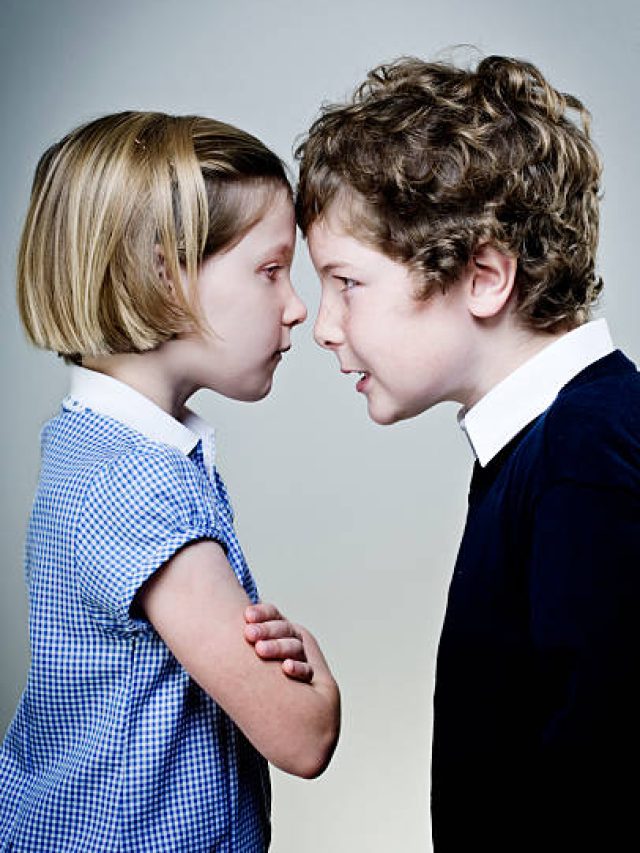 বাড়ির বাচ্চাদের মধ্যে প্রায়ই ঝগড়া? এই টিপসেই স্নেহ-ভালোবাসা বাড়বে