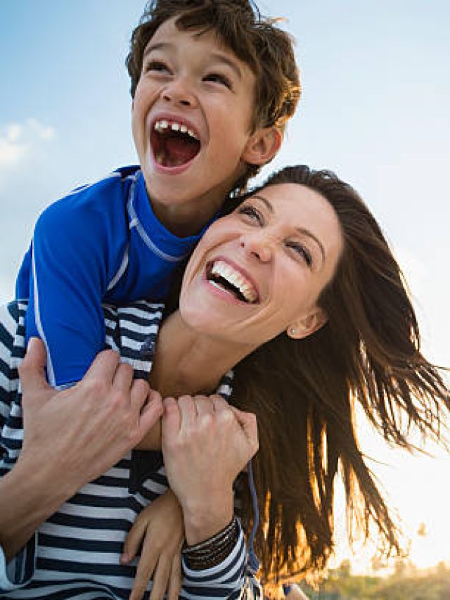 বাবা-মায়েদের এসব ভুলেই সন্তান দূরে সরে যায়, এখনই সাবধান হোন