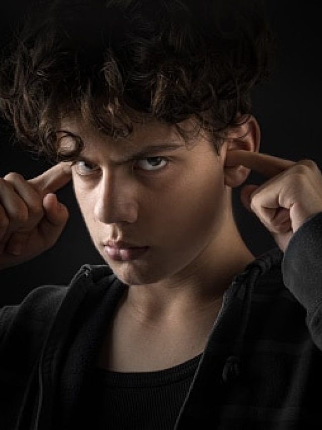 জেদ-রাগ মোমের মতো গলবে, সন্তানকে এই ৩ শিক্ষা দিন বাবা- মায়েরা