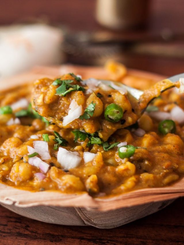 সব মশলা সাইডে রাখুন, সেদ্ধ মটরে মেশান ৩ জিনিস, তৈরি চটপটা চাট