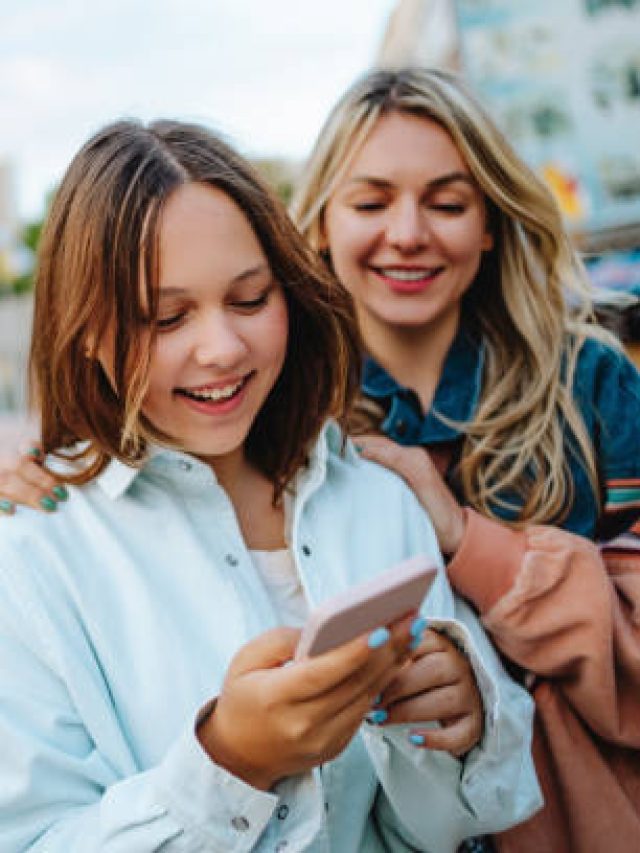 এই বয়স থেকে একা থাকতে চান সন্তানেরা, বাবা-মায়েরা না জানলেই বাড়বে দূরত্ব