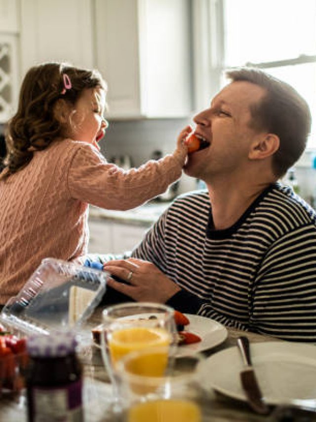 সুখে থাকতে চাইলে করুন এই ৫ কাজ