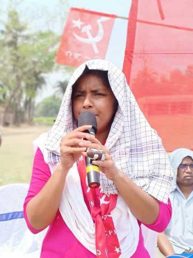 বাম ছাত্র-যুবদের 'ক্যাপ্টেন' মীনাক্ষীর এই ছবিগুলো দেখলে মুগ্ধ হবেন