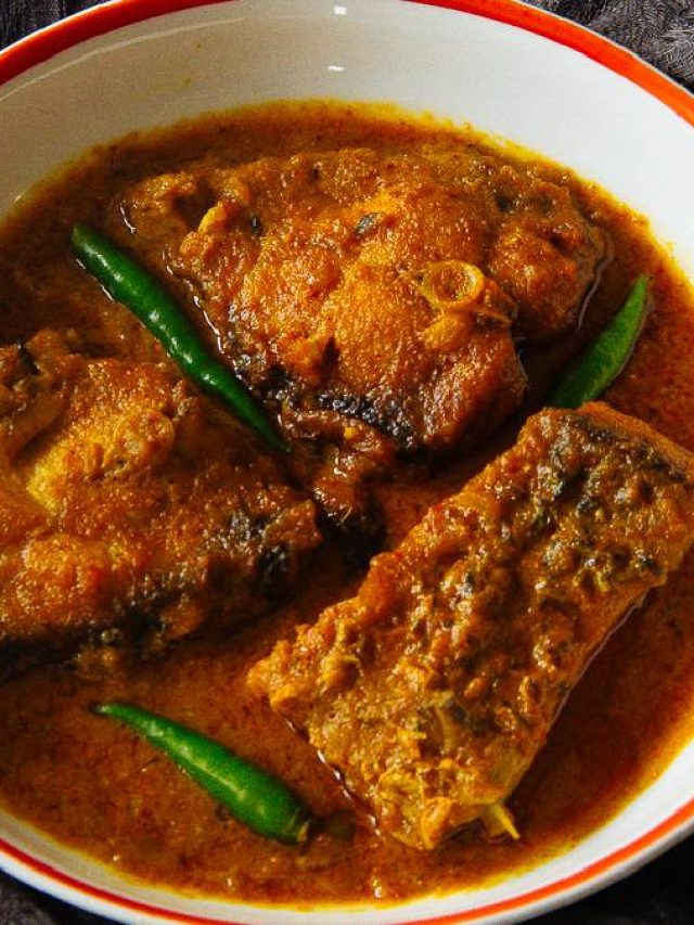 জমিয়ে হোক খাওয়া-দাওয়া, বাড়িতে বানান বিয়েবাড়ি স্টাইল মাছের কালিয়া