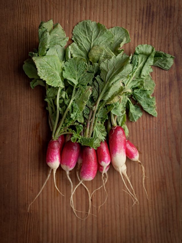 মুলো না খেলেও চলবে, এর শাক ভুলেও ফেলবেন না, উপকার জানেন?