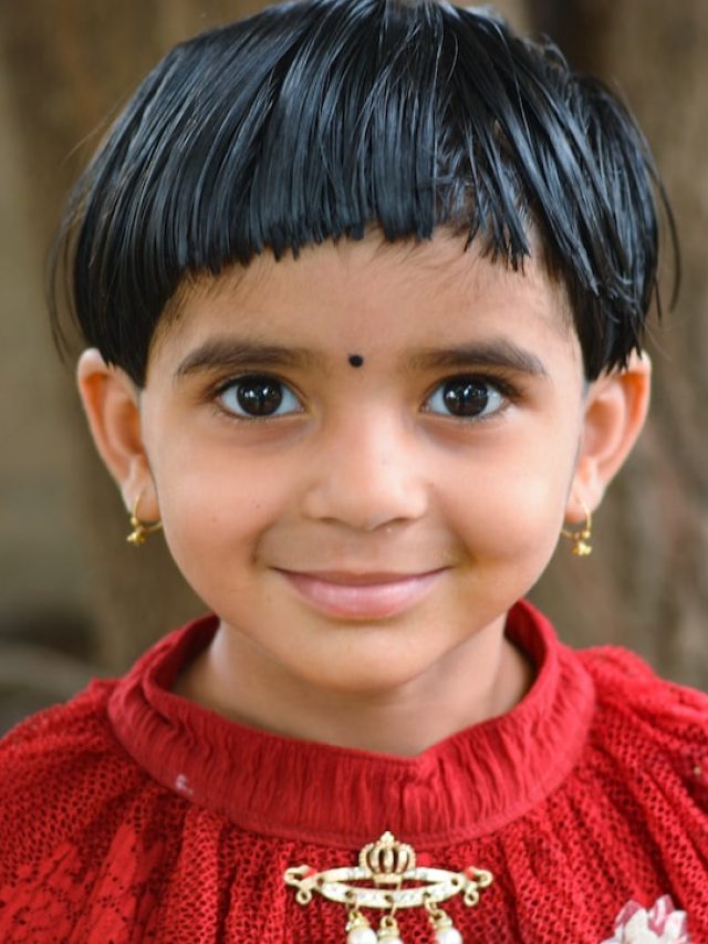 বাজপাখির মতো শ্যেনদৃষ্টি পাবে, বাচ্চার চোখের জ্যোতি বাড়াতে খাওয়ান এগুলি