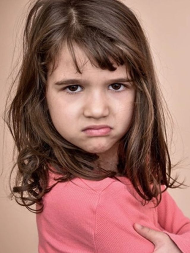 ক্রমেই খিটখিটে ও রাগী হয়ে উঠছে সন্তান? স্বভাব বদলাবে সহজেই