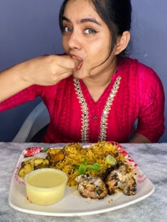 কলকাতার এই দোকানগুলির বিরিয়ানি সেরা, রইল