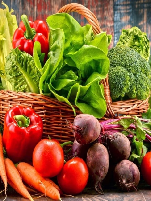 বর্ষায় বিষ এই সবজিগুলি! ভুলেও মুখে তুলবেন না