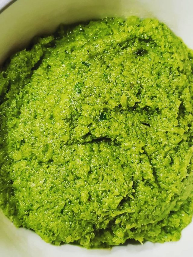 পাতে রাখুন এই পাতা বাটা, মারকাটারি যৌবন ৮০-তেও 'ভেলকি' দেখাবে