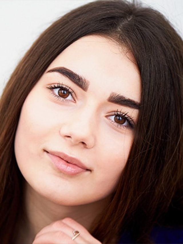 সৌন্দর্য তাক লাগতে বাধ্য! এই উপায়ে ৭ দিনে পাতলা ভ্রু হবে ঘন কালো
